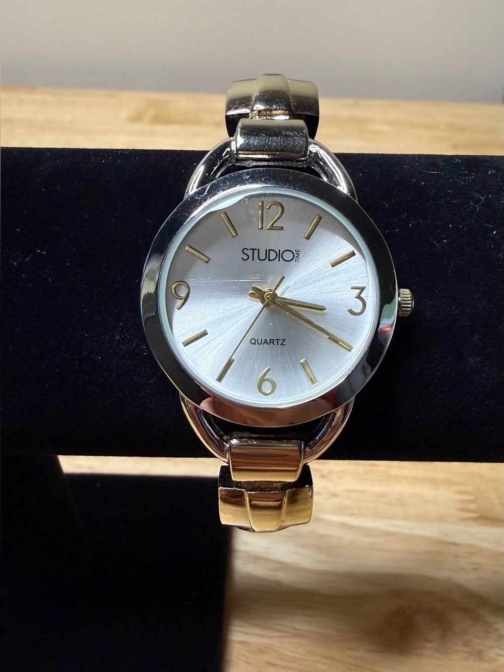 Studio time silver-tone women's quartz watch